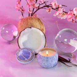 Duftlys - Wicked Cherry Blossom Bubble 113g, 25t *Forhåndsbestilling  - Voluspa