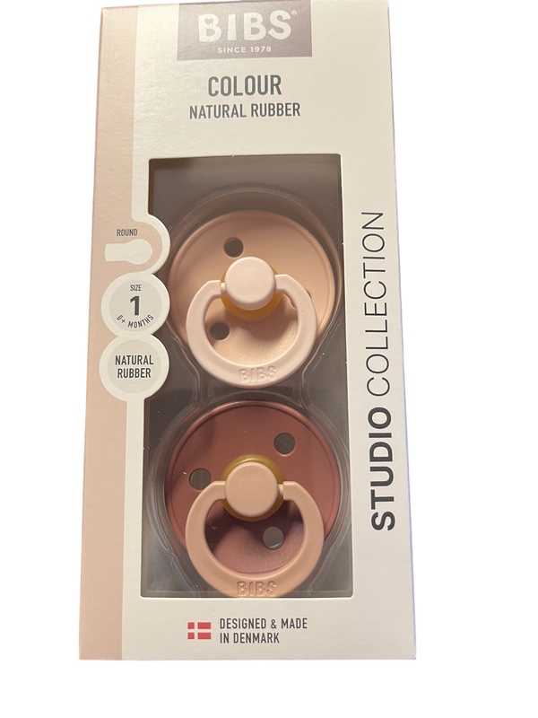 BIBS STUDIO COLOUR 2 PACK  SIZE 1 (0 MND+) NATURAL RUBBER Blush Woodchuck mix - Bibs
