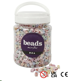 Bokstavperler, str 6*6mm, hullstr 3mm - 500gram i boks Bokstaver - Hobby